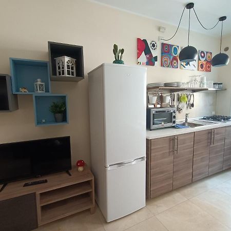 Friends & Family Apartment - Free Parking Car Catania Bagian luar foto